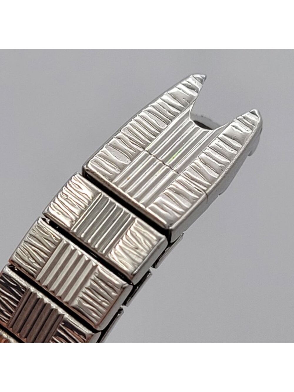 NOS Boluva Flex Stainless Steel Womens Bracelet Watch Band C Ring Silver 150mm